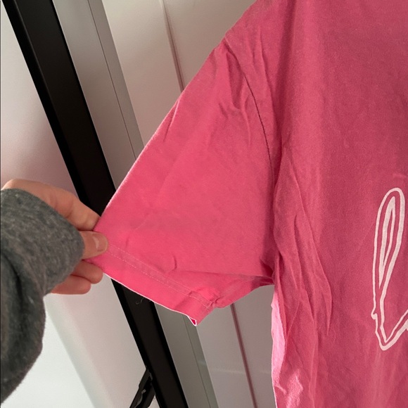 Comfort Colors Vibrant Pink Tee Dear heart size large - Picture 3 of 3